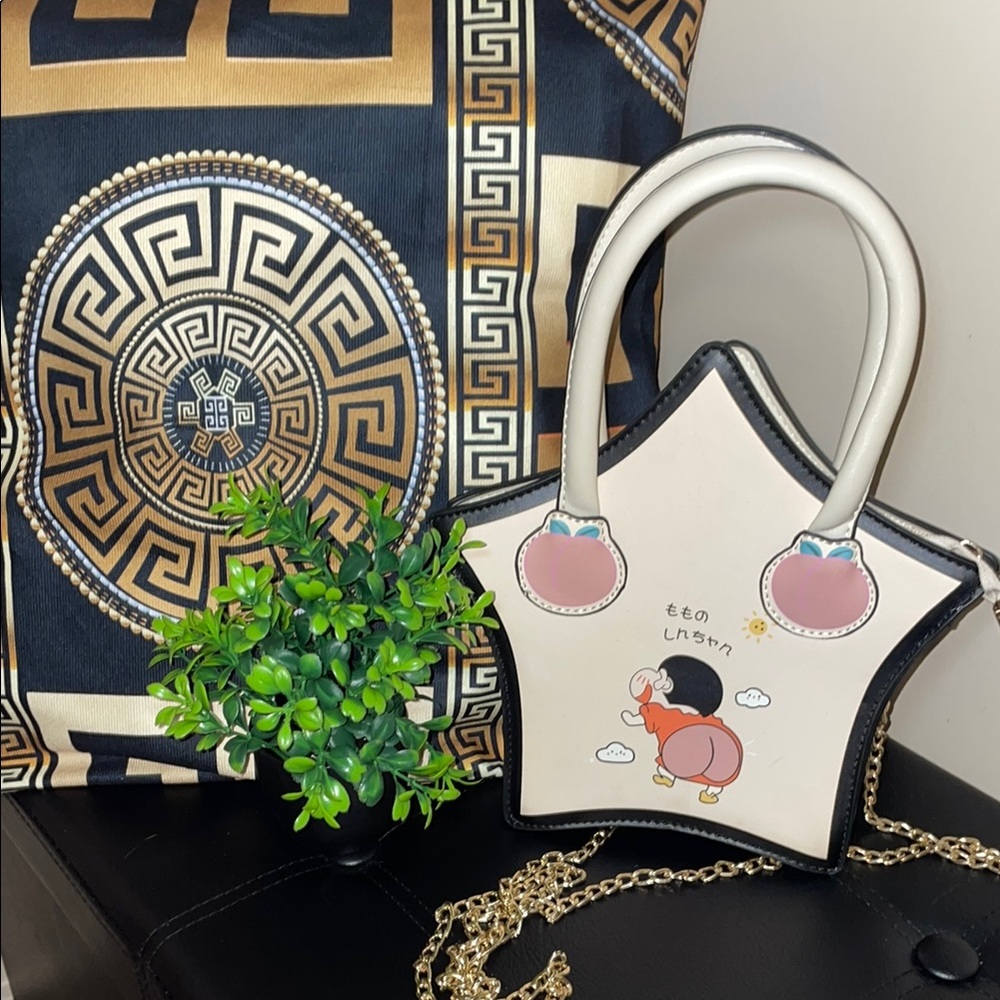 SHEIN Cream and Black Shoulder Bag with Chain Strap